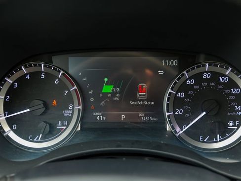 Used 2023 Toyota Highlander XLE AWD/4WD image 43