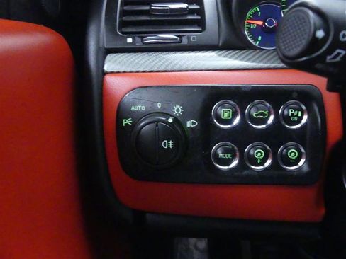 Used 2013 Maserati GranTurismo Sport image 14