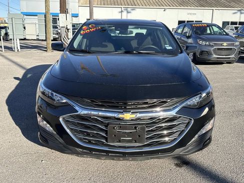 Certified 2023 Chevrolet Malibu LT image 2