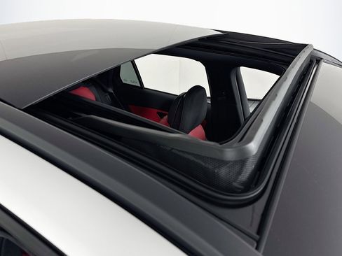 New 2026 Mercedes-Benz GLC 300 image 21