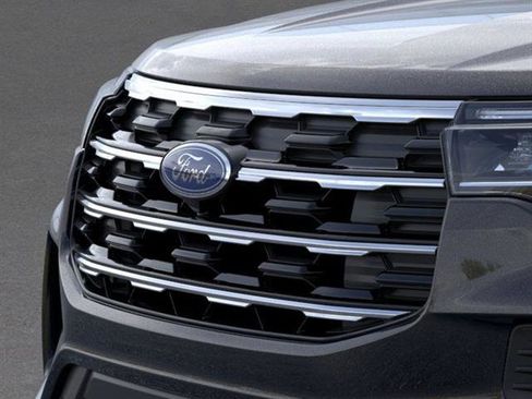 New 2026 Ford Explorer Active image 17