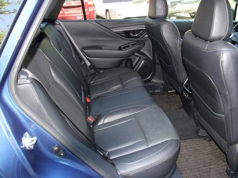 Used 2022 Subaru Outback Limited AWD/4WD image 35