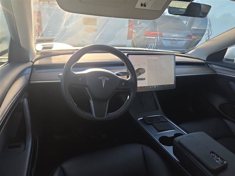 Used 2022 Tesla Model 3 Long Range AWD/4WD image 4