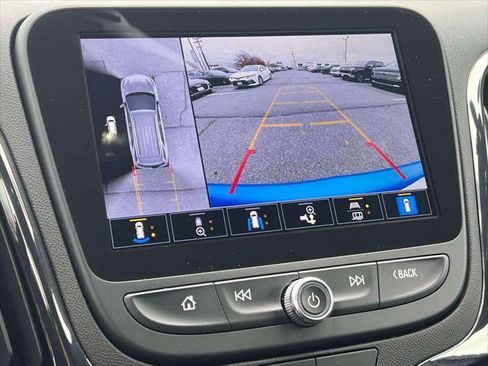 Used 2024 Chevrolet Equinox RS w/ RS Leather Package image 33