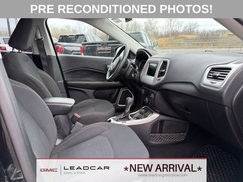 Used 2019 Jeep Compass Sport image 10