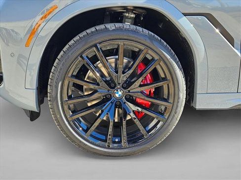 New 2026 BMW X6 xDrive40i image 9