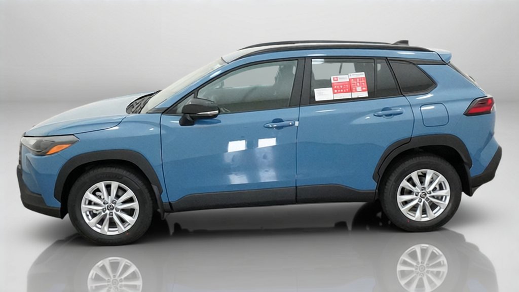 New 2026 Toyota Corolla Cross LE FWD image 6