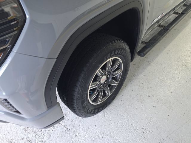 Certified 2024 GMC Sierra 1500 AT4 w/ AT4 Preferred Package AWD/4WD image 9