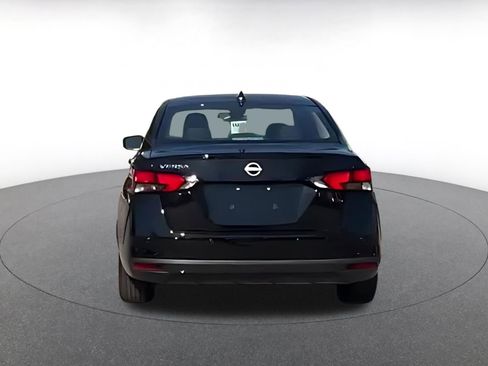 Used 2025 Nissan Versa SV FWD image 8