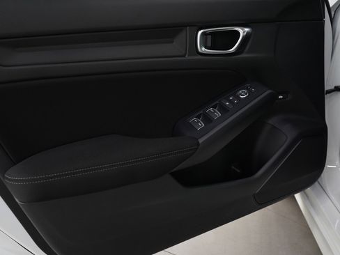 Used 2025 Honda Civic Sport image 15