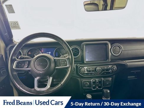 Used 2022 Jeep Wrangler Unlimited Sahara w/ Cold Weather Group image 24