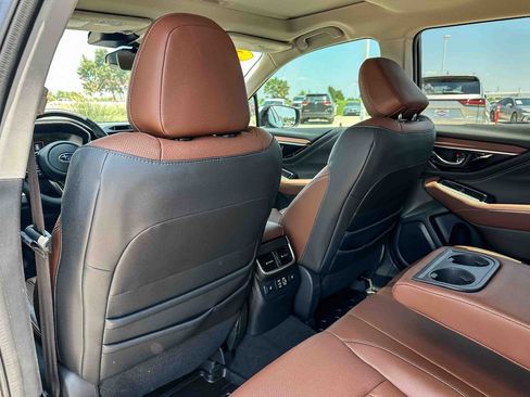 Used 2024 Subaru Outback Touring AWD/4WD image 18