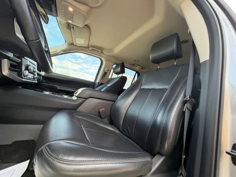 Used 2022 Ford Expedition Max XLT image 26