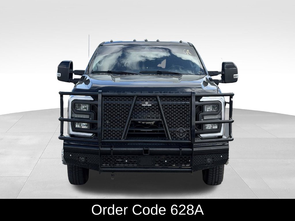 Used 2023 Ford F350 Lariat w/ Lariat Ultimate Package AWD/4WD image 3