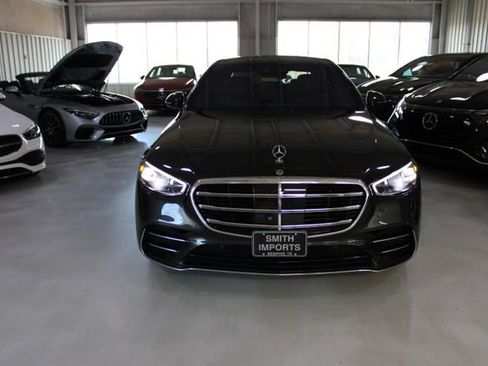 Used 2022 Mercedes-Benz S 500 4MATIC w/ AMG Line Package image 38