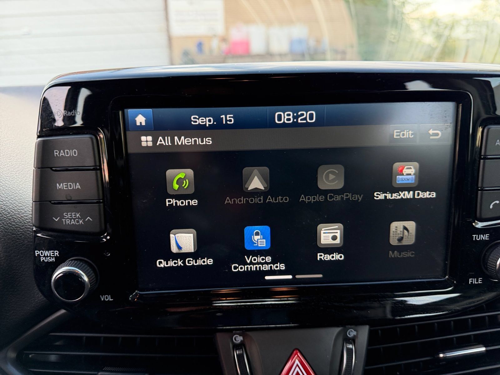 Used 2020 Hyundai Elantra GT FWD image 21