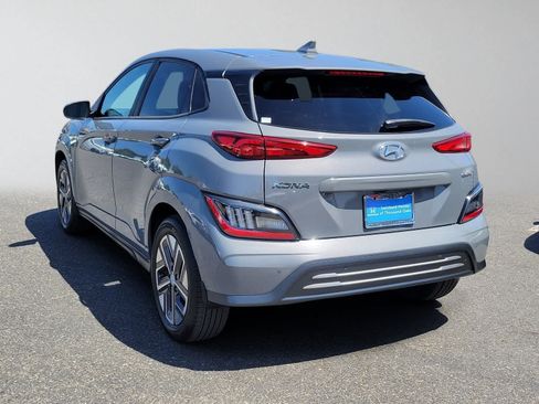 Used 2023 Hyundai Kona Limited FWD image 5