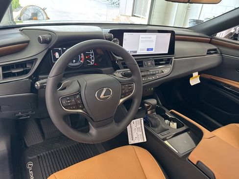 New 2025 Lexus ES 350 w/ Premium Package image 14