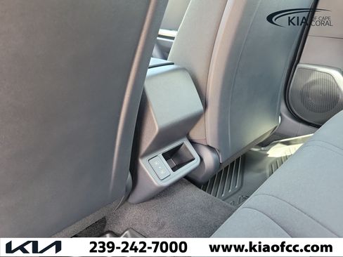 New 2026 Kia K4 FWD image 12