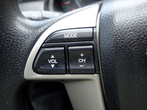 Used 2011 Honda Accord LX image 14