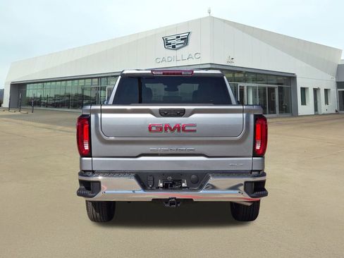 Used 2026 GMC Sierra 1500 SLT image 5