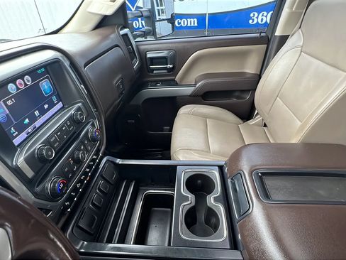 Used 2015 Chevrolet Silverado 2500 LTZ w/ Duramax Plus Package AWD/4WD image 27