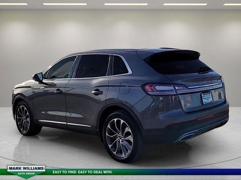 Used 2022 Lincoln Nautilus Reserve w/ Equipment Group 201A image 6