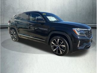 New 2026 Volkswagen Atlas Cross Sport SEL Premium R-Line AWD/4WD video 4