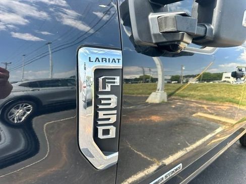 Used 2022 Ford F350 Lariat w/ Tremor Off-Road Package AWD/4WD image 11