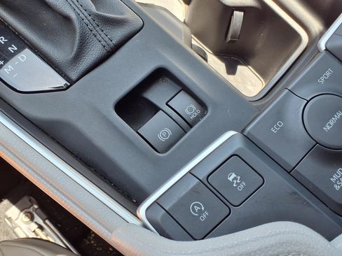 Used 2024 Toyota Grand Highlander AWD image 20