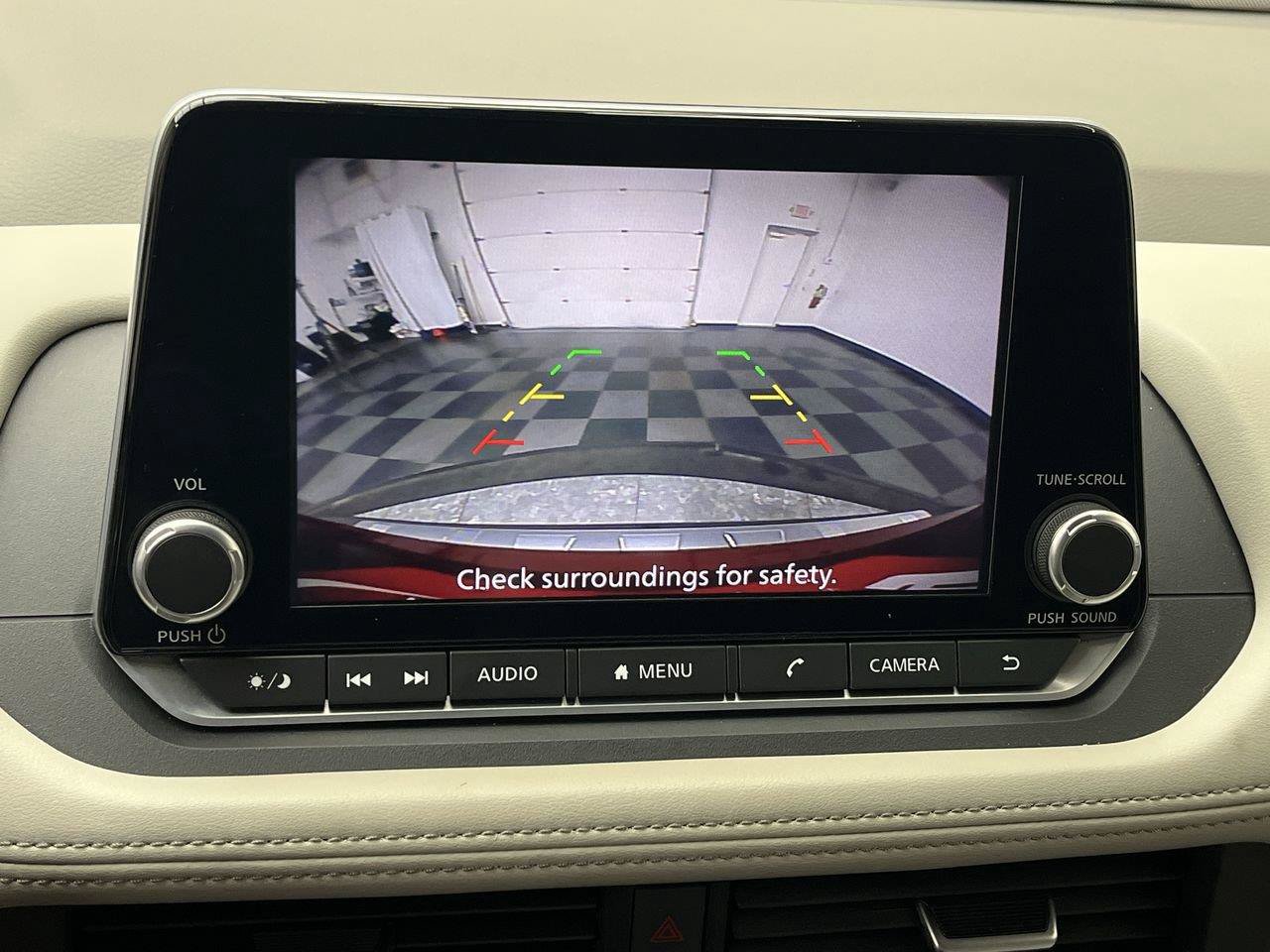 Used 2023 Nissan Rogue SV AWD/4WD image 21