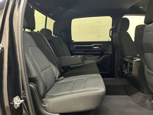Used 2025 RAM 1500 Big Horn AWD/4WD image 9