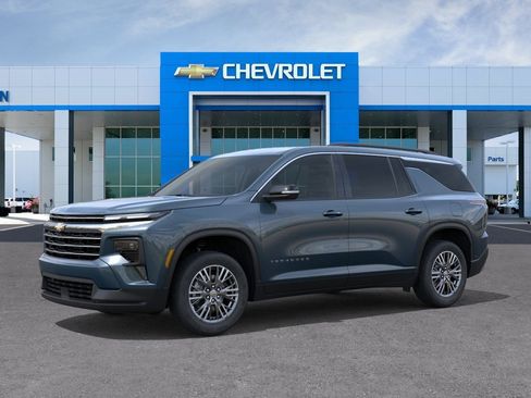 New 2026 Chevrolet Traverse LT FWD image 2