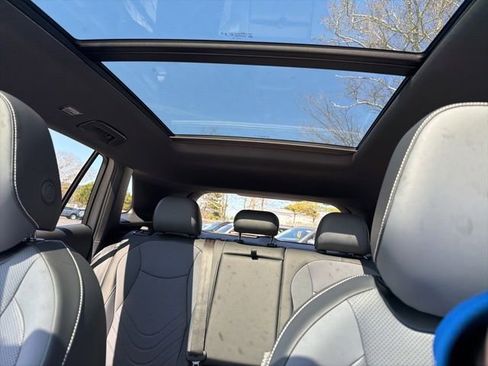 New 2026 Volkswagen Tiguan SE R-Line image 17