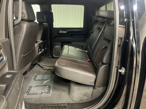 Certified 2024 Chevrolet Silverado 2500 High Country w/ High Country Premium Package AWD/4WD image 25