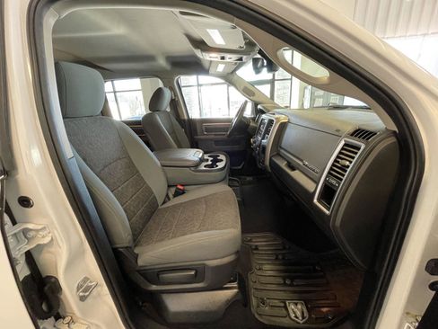 Used 2018 RAM 1500 Big Horn image 25