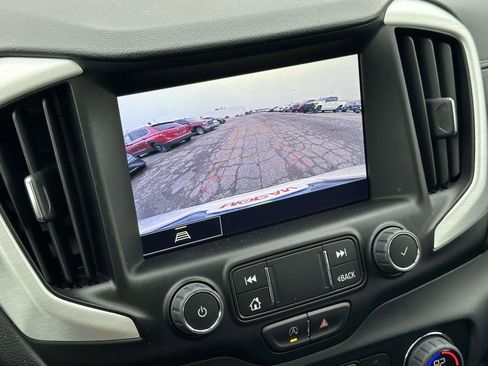 Certified 2023 GMC Terrain SLE w/ Driver Convenience Package image 28