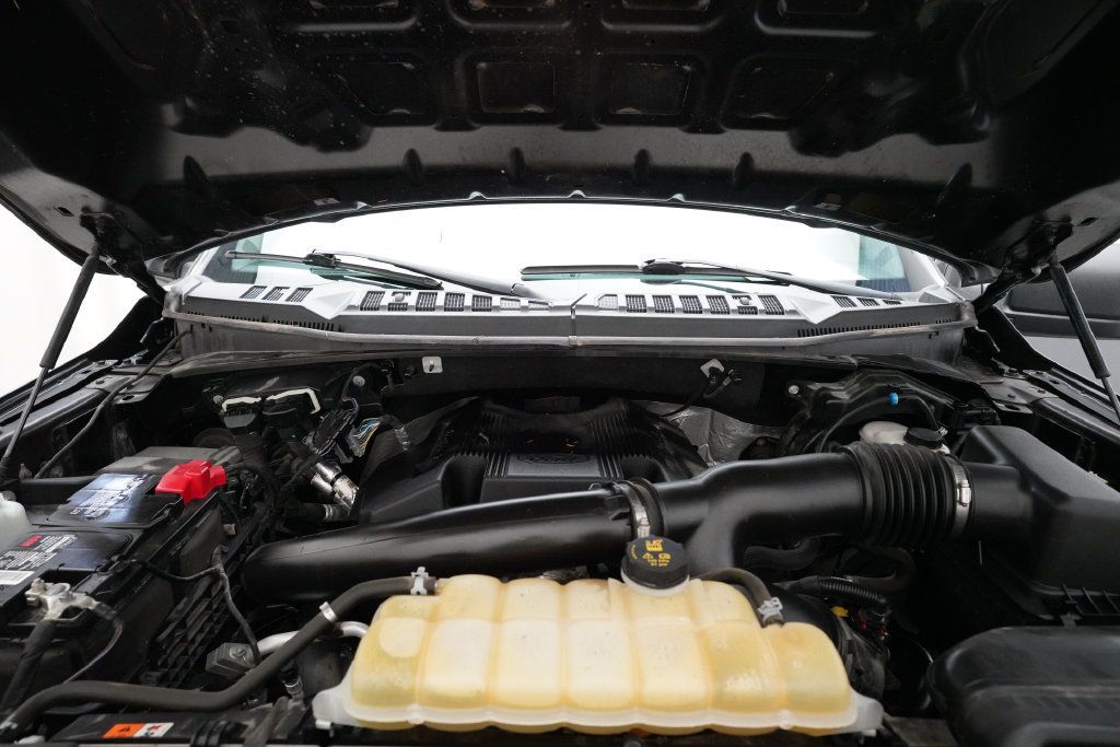 Used 2019 Ford F150 XL w/ Equipment Group 101A Mid AWD/4WD image 3