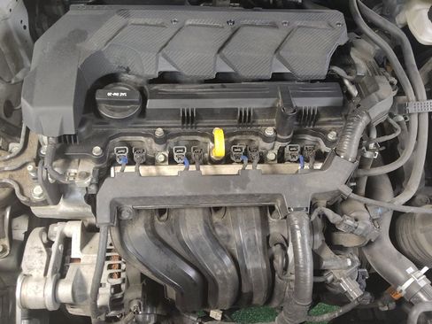 Used 2021 Hyundai Venue SEL FWD image 30