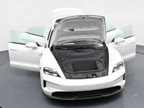 Certified 2025 Porsche Taycan 4S AWD/4WD image 21