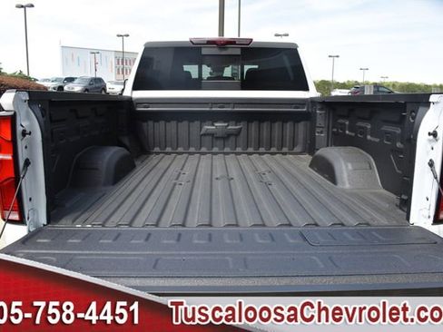 New 2026 Chevrolet Silverado 2500 High Country w/ High Country Premium Package AWD/4WD image 9