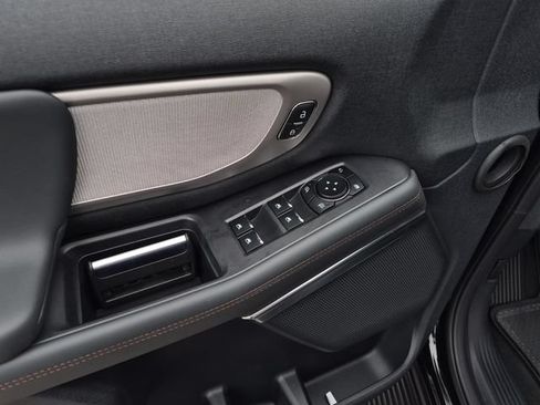 New 2025 Ford Expedition Active RWD image 15