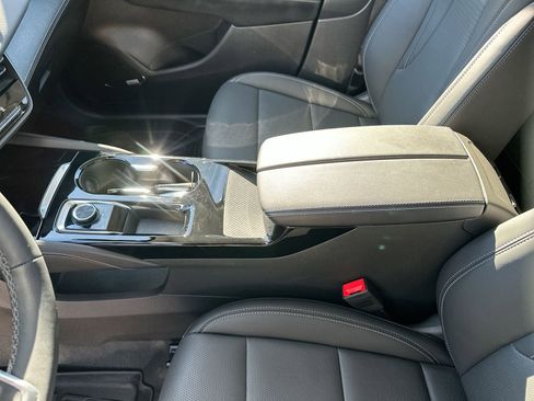 Used 2024 Buick Envision Preferred image 20