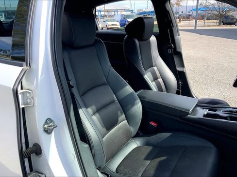 Used 2020 Honda Accord Sport image 9