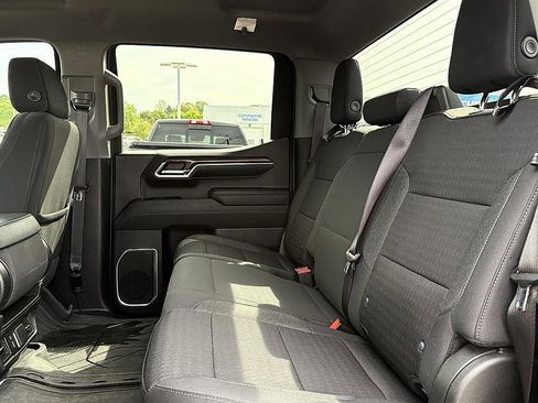 Used 2023 Chevrolet Silverado 1500 LT image 10