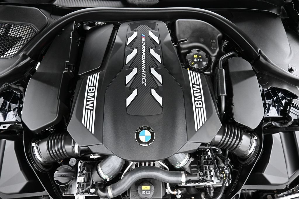Used 2021 BMW M550i xDrive w/ Premium Package AWD/4WD image 29