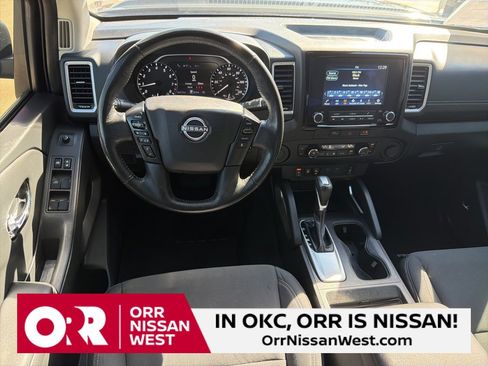 Used 2024 Nissan Frontier SV w/ SV Convenience Package image 21