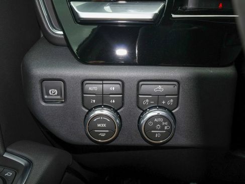 New 2026 GMC Sierra 1500 Elevation AWD/4WD image 22