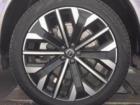 Used 2026 Volvo XC90 B6 Plus AWD/4WD image 3