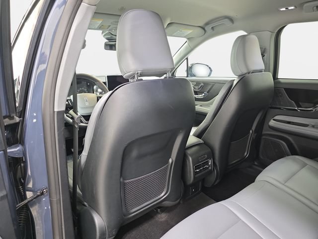 Certified 2022 Lincoln Corsair AWD w/ Equipment Group 101A image 10